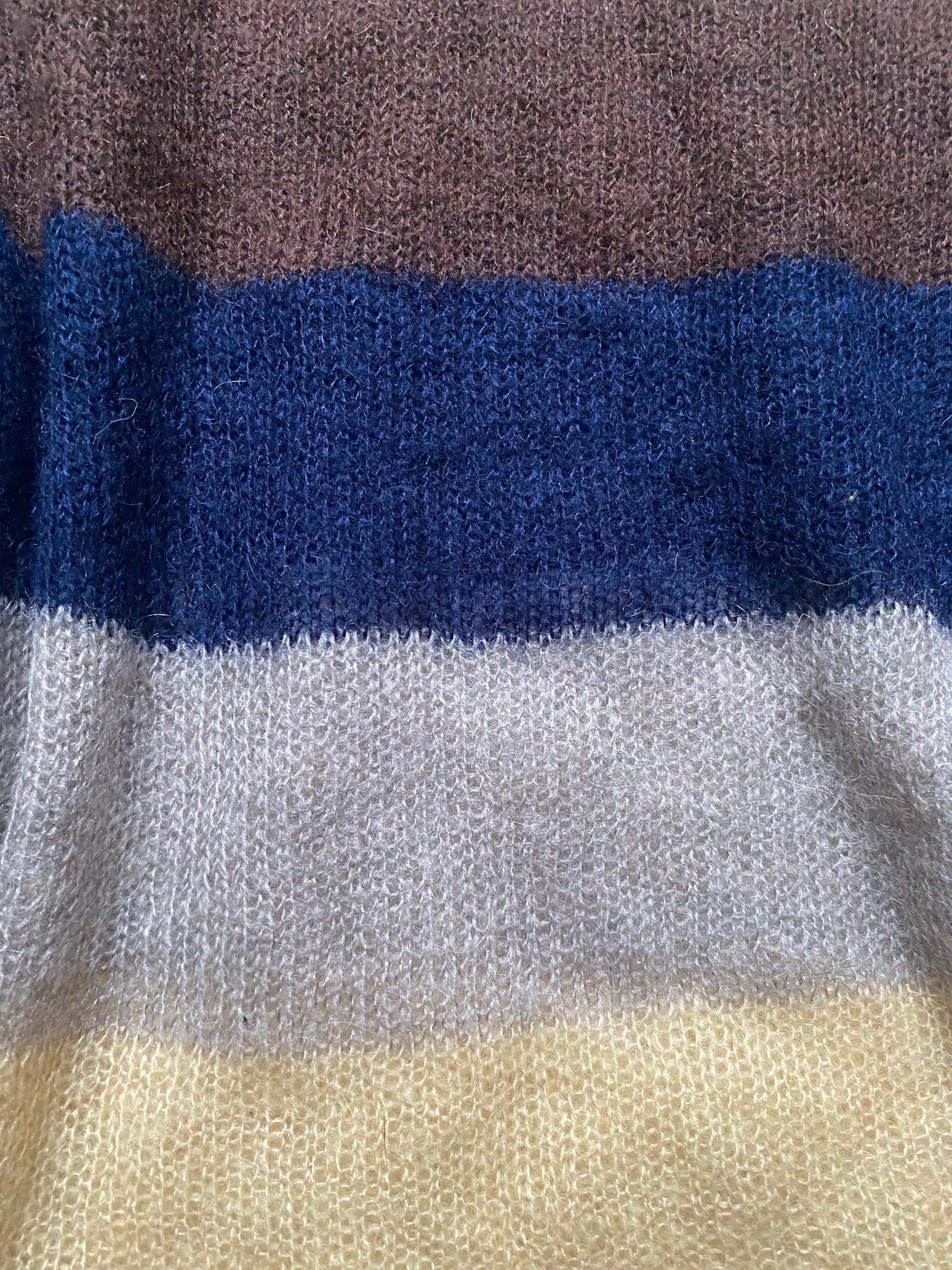 Sweater (Størrelse S/M)